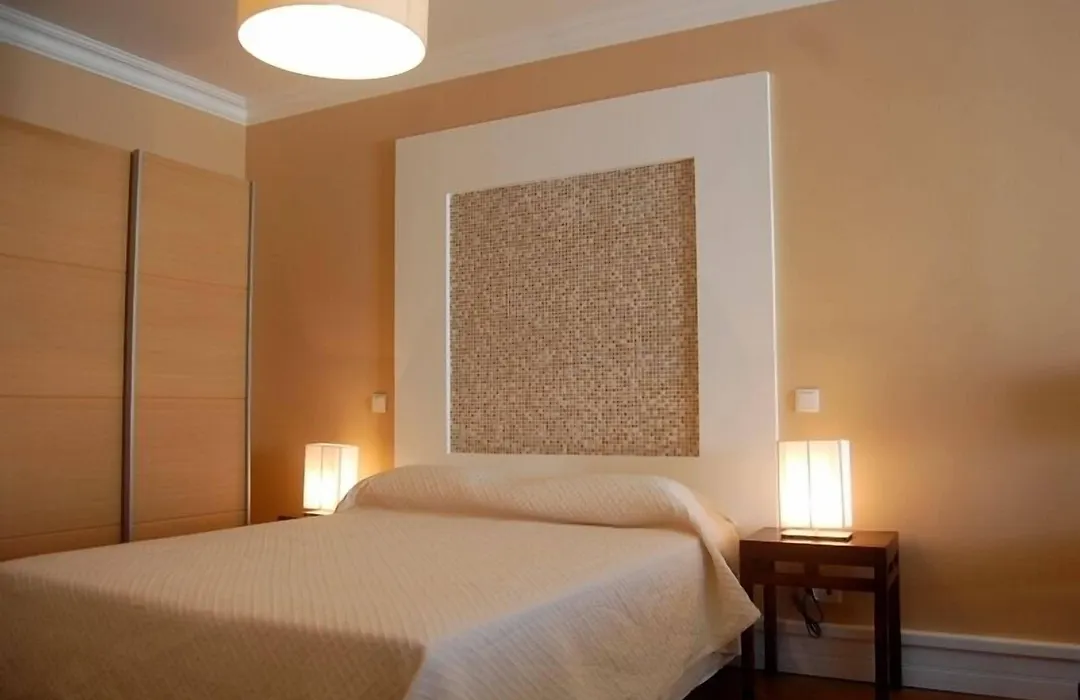 Inn Seventies-1