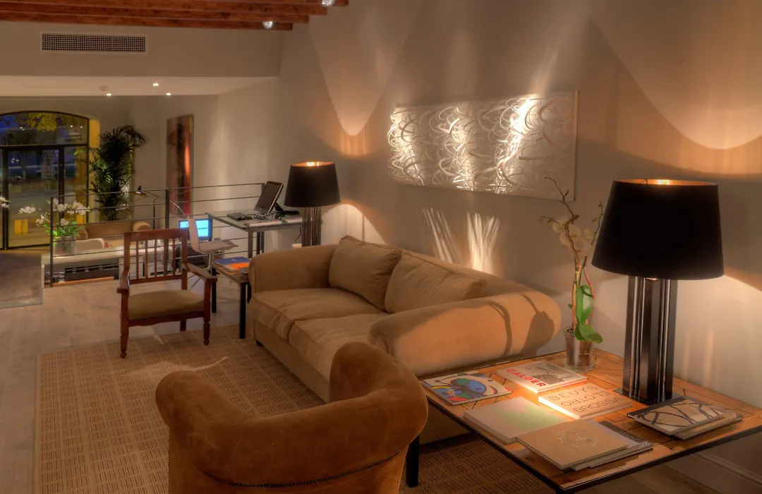 Calatrava Hotel, Mediterranean Sea House (Adults Only)-1