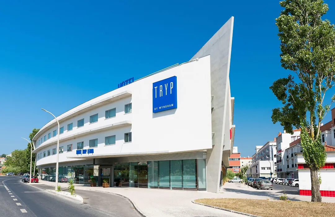 Tryp By Wyndham Leiria-1