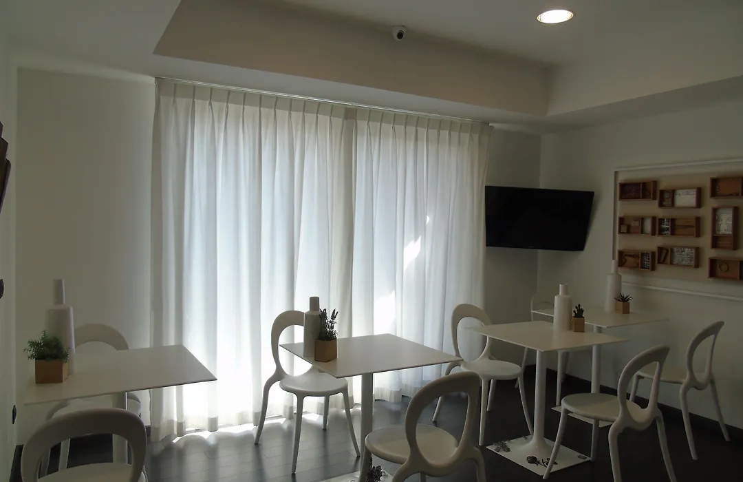 Areté Luxury Room-1