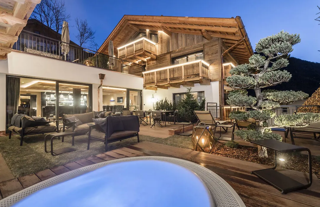 Hotel Montchalet-1