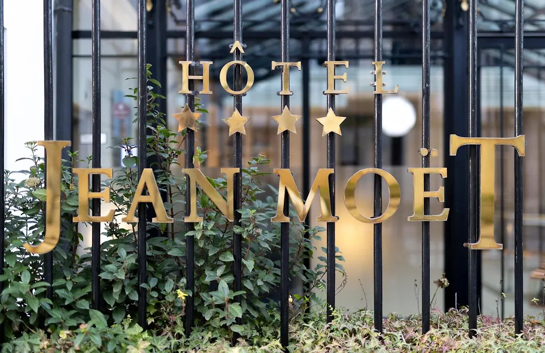 Hotel Jean Moët-1