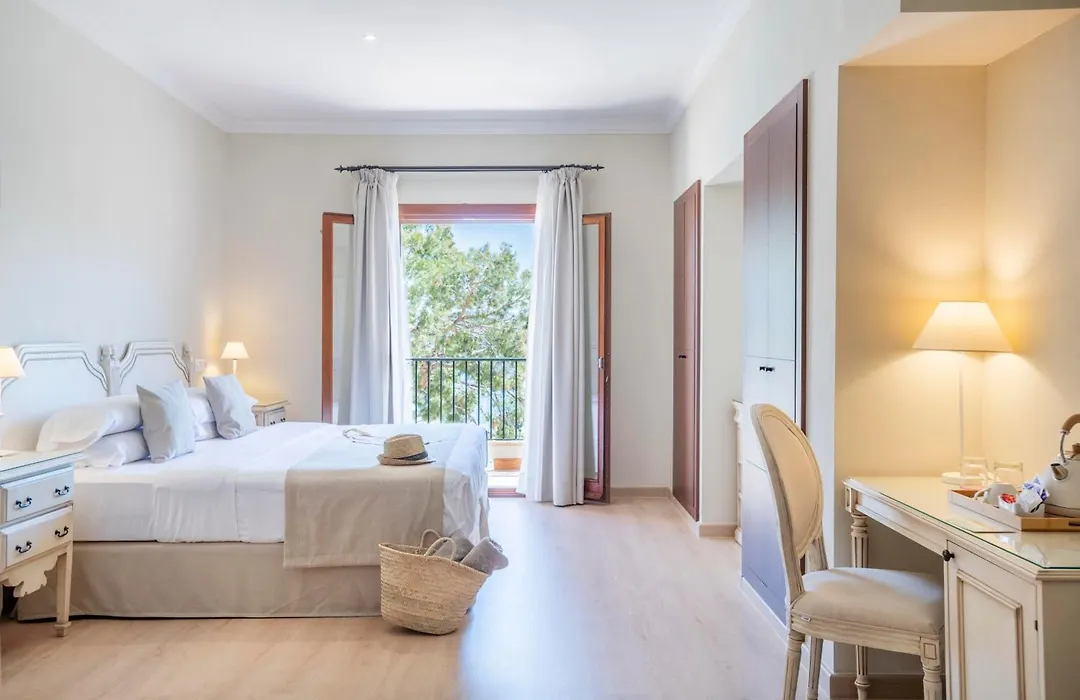 Hotel Cala Fornells-1