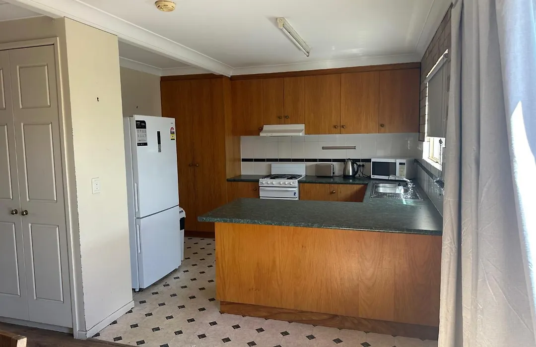 Starlight Motor Inn-1