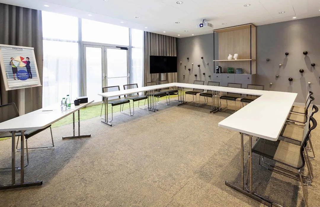 Novotel Clermont-Ferrand-1