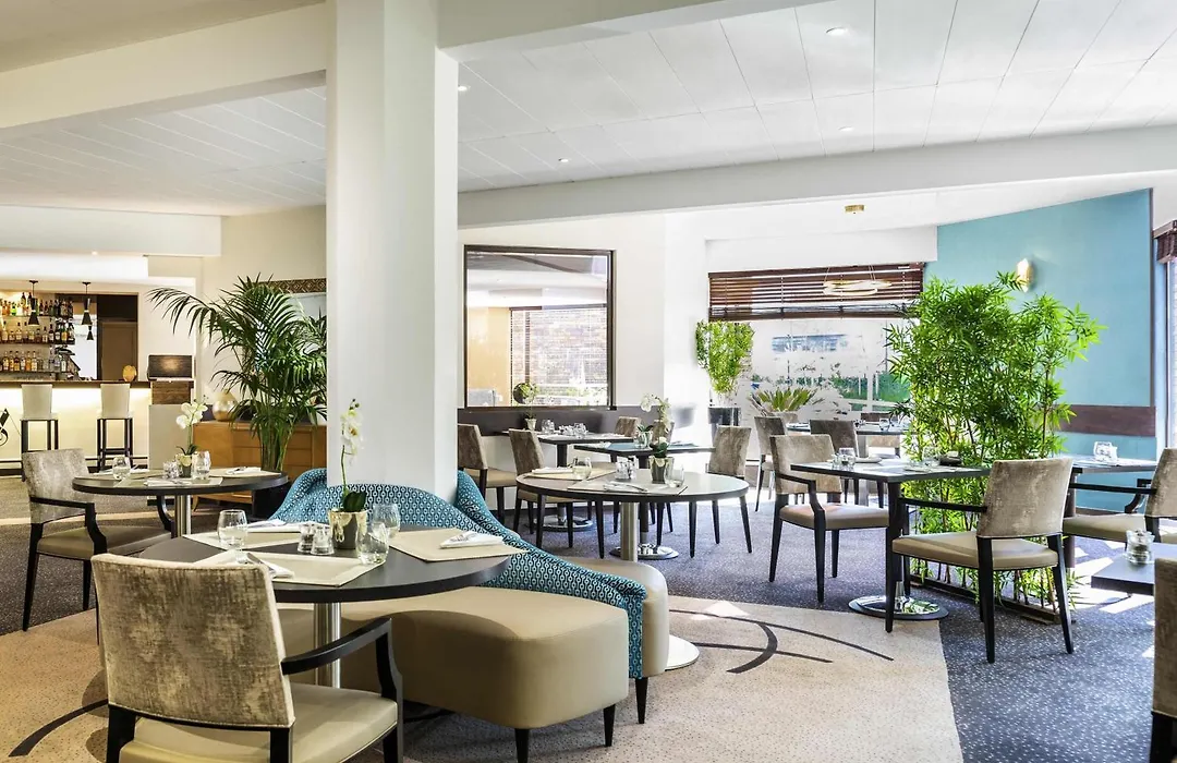 Mercure Maurepas Saint Quentin-1