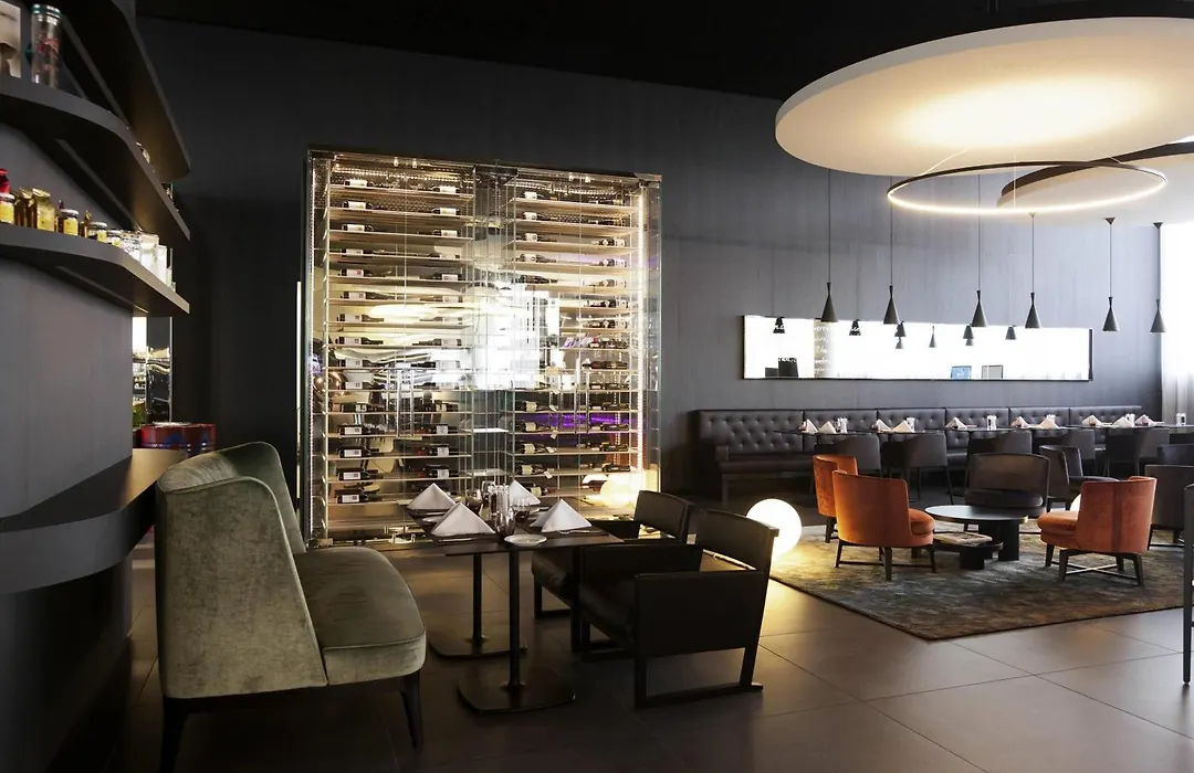 Novotel Basel City-1