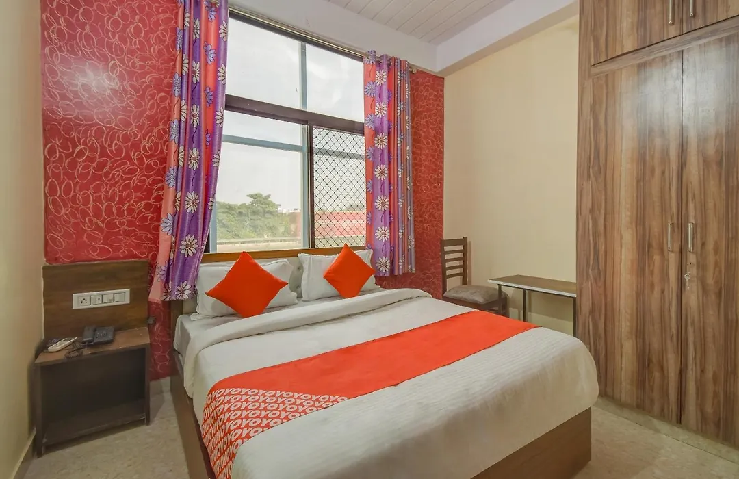 Hotel O Royal Blue-1