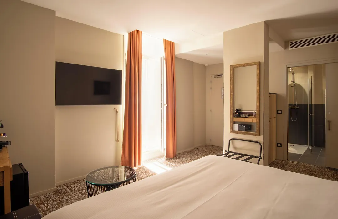 Hotel Frochot Montmartre-1