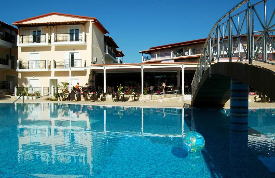 Majestic Hotel & Spa-1
