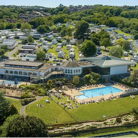 Luxury Lodge - Hoburne Devon Bay-3