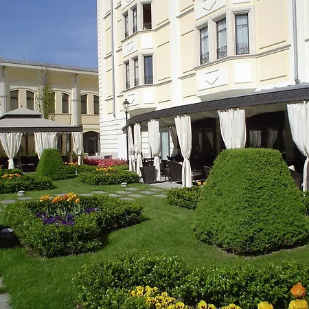 Grand Visconti Palace-2