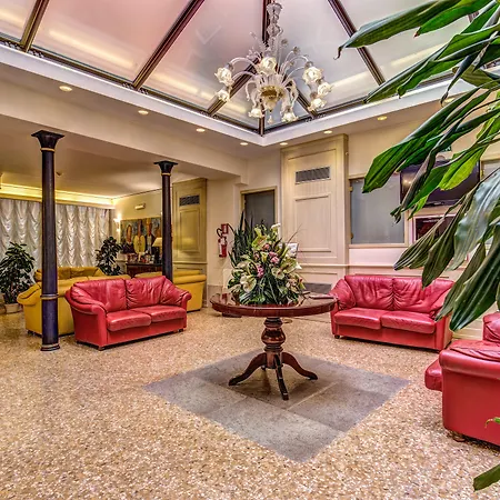 Hotel Bella Venezia-3