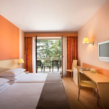 Remisens Hotel Lucija-2