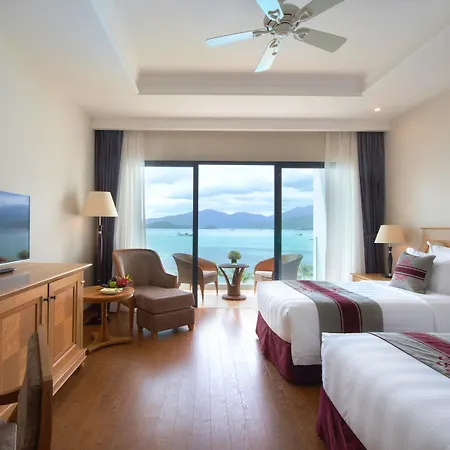 Vinpearl Resort & Spa Nha Trang Bay-3
