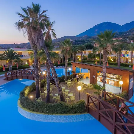 Club Residence La Castellana Mare-2