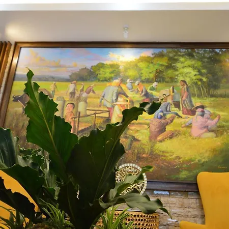 Carlosta Hotel-3