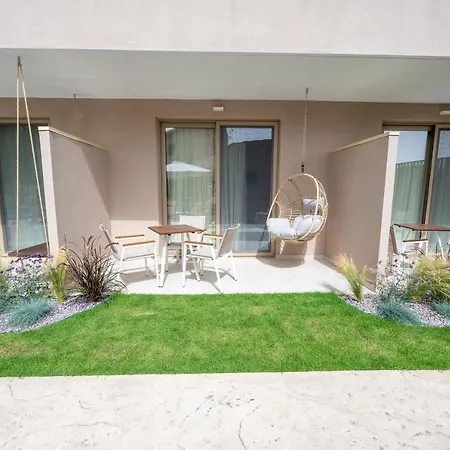 Scarabeo Suites & Villas Parga-3