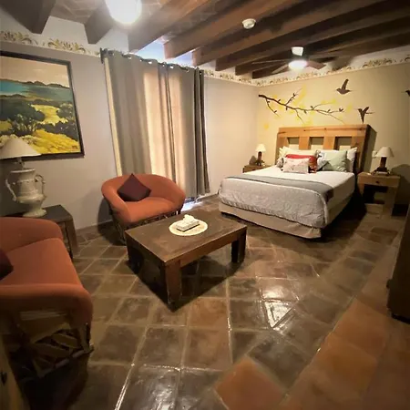 Hotel Ana Catalina And Suites-2