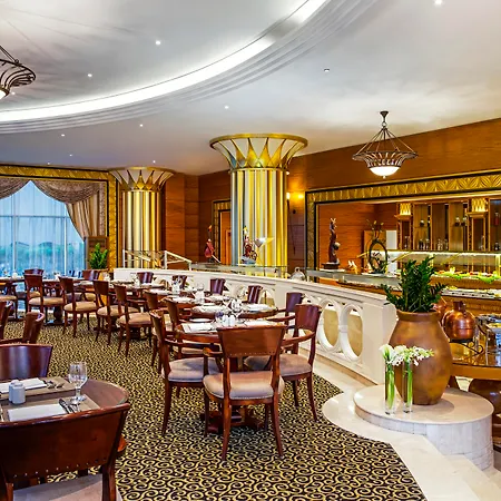 Corniche Hotel Abu Dhabi-3