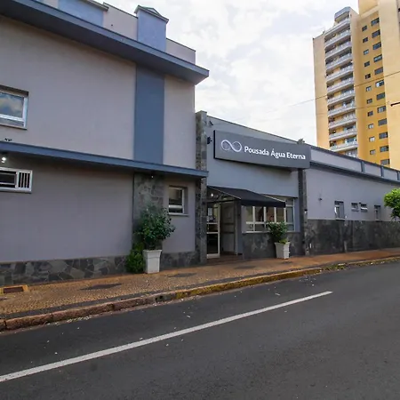Pousada Água Eterna - Próximo ao Museu de Cera, Hot Beach e Thermas dos Laranjais-2