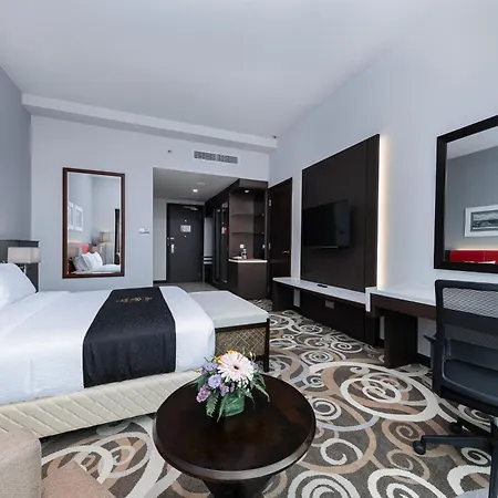 Raia Hotel & Convention Centre Kuching-3
