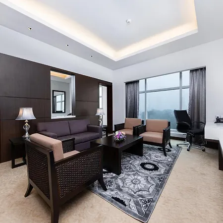 Raia Hotel & Convention Centre Kuching-2