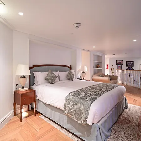 21 High Street Residence By The Torch-3