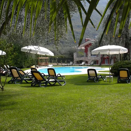 Eco Hotel Benacus-3