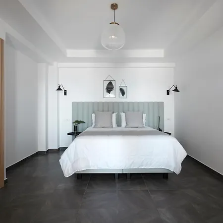 Petit Palace Suites (Adults Only)-2