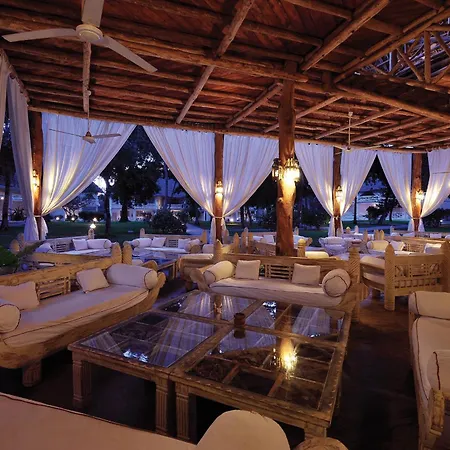 Sandies Tropical Village-3