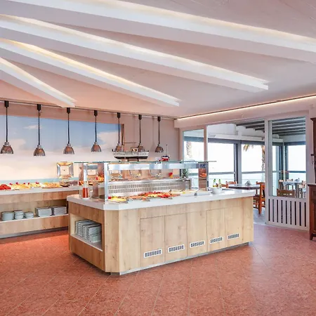 Golden Bay Boutique Hotel & Bungalows-3