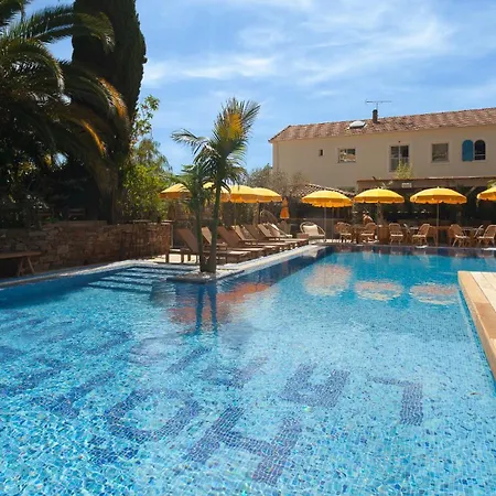 Hôtel La Piscine-3