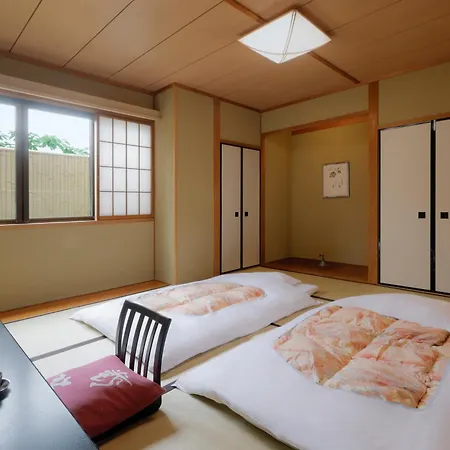 Gion Ryokan Karaku-2