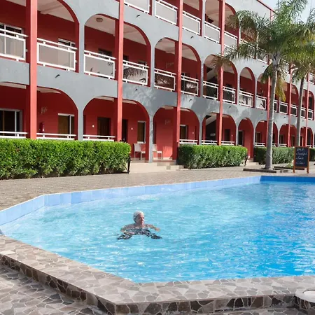 Seaview Gardens Hotel-3