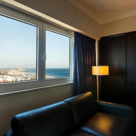 Carcavelos Beach Hotel-3