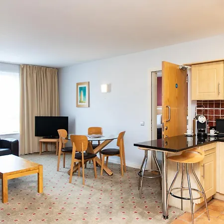 Lahinch Coast Hotel And Suites-2