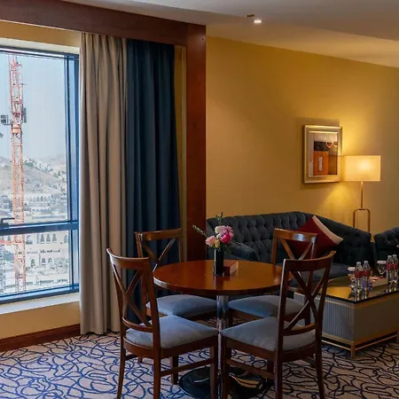 Al Safwah Hotel First Tower 1-2