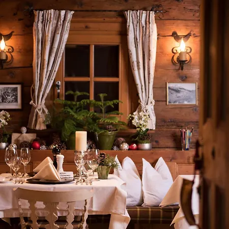 hotel&chalet madlochBlick-3