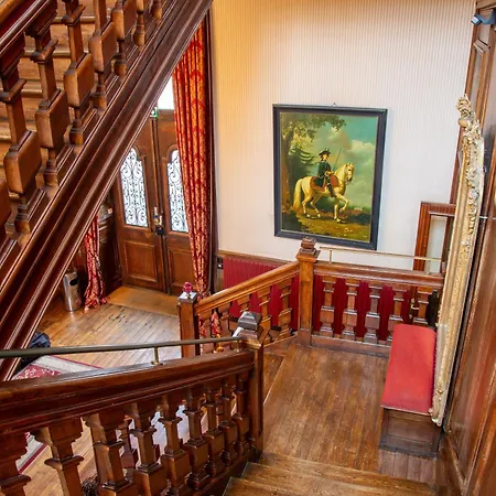 Chateau Hotel Du Colombier-3
