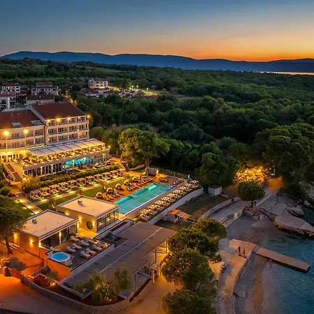 Spa&Wellness Hotel Pinia-2