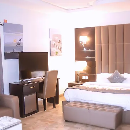 Mainstay Luxury Hotel-3