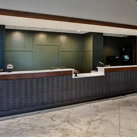 Doubletree By Hilton Lansing-2