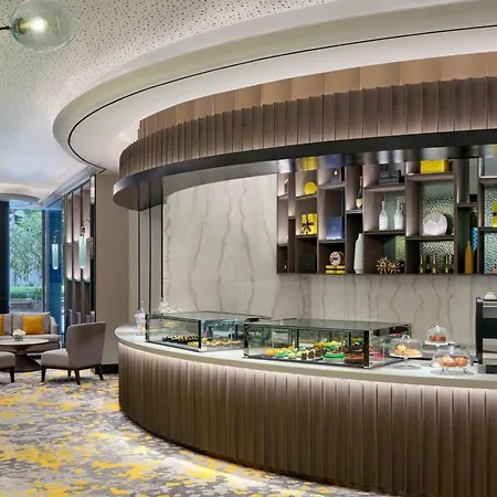 Sheraton Surabaya Hotel & Towers-2