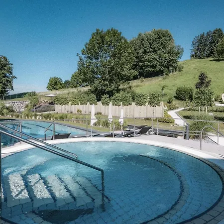 Quellenhotel Heiltherme Bad Waltersdorf - 2-Thermenresort-3