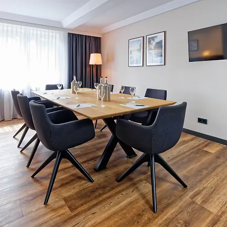 Atlantic Hotel Landgut Horn-3