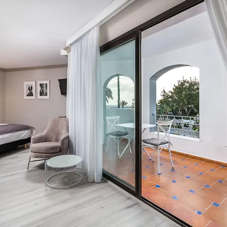 Boutique Hotel B51-2