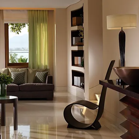 Amphitryon Hotel-2