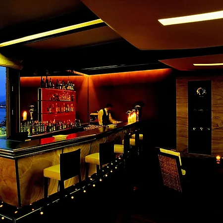 Amphitryon Hotel-3
