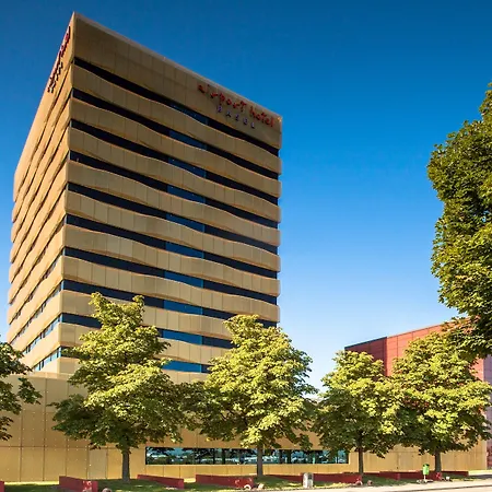 Airport Hotel Basel - Convenient & Friendly-2